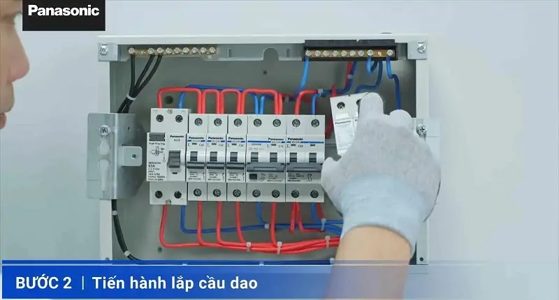 lắp chống s&eacute;t Panasonic Đăng Khoa Mart